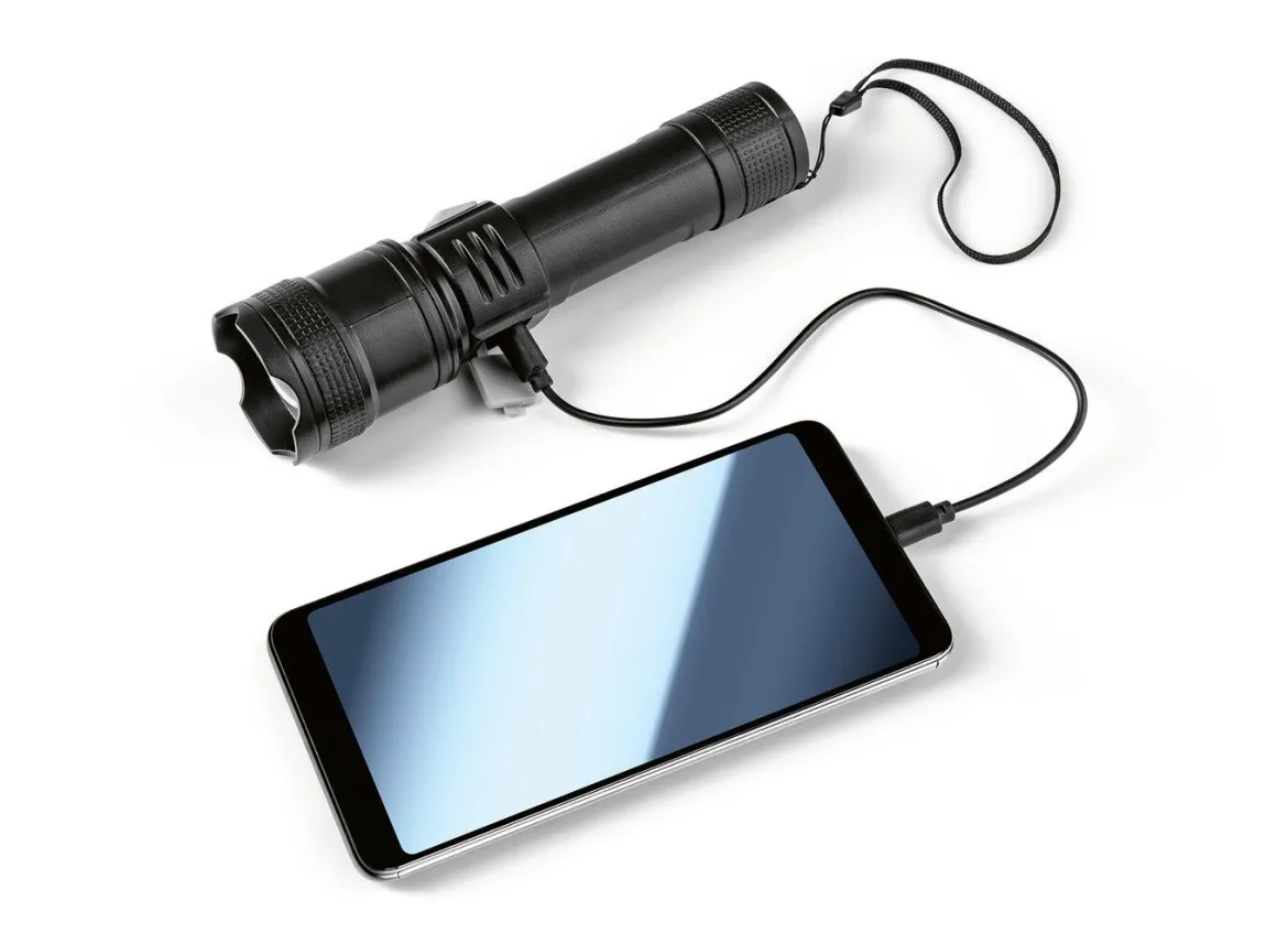 Akku-Taschenlampe von EASYmaxx