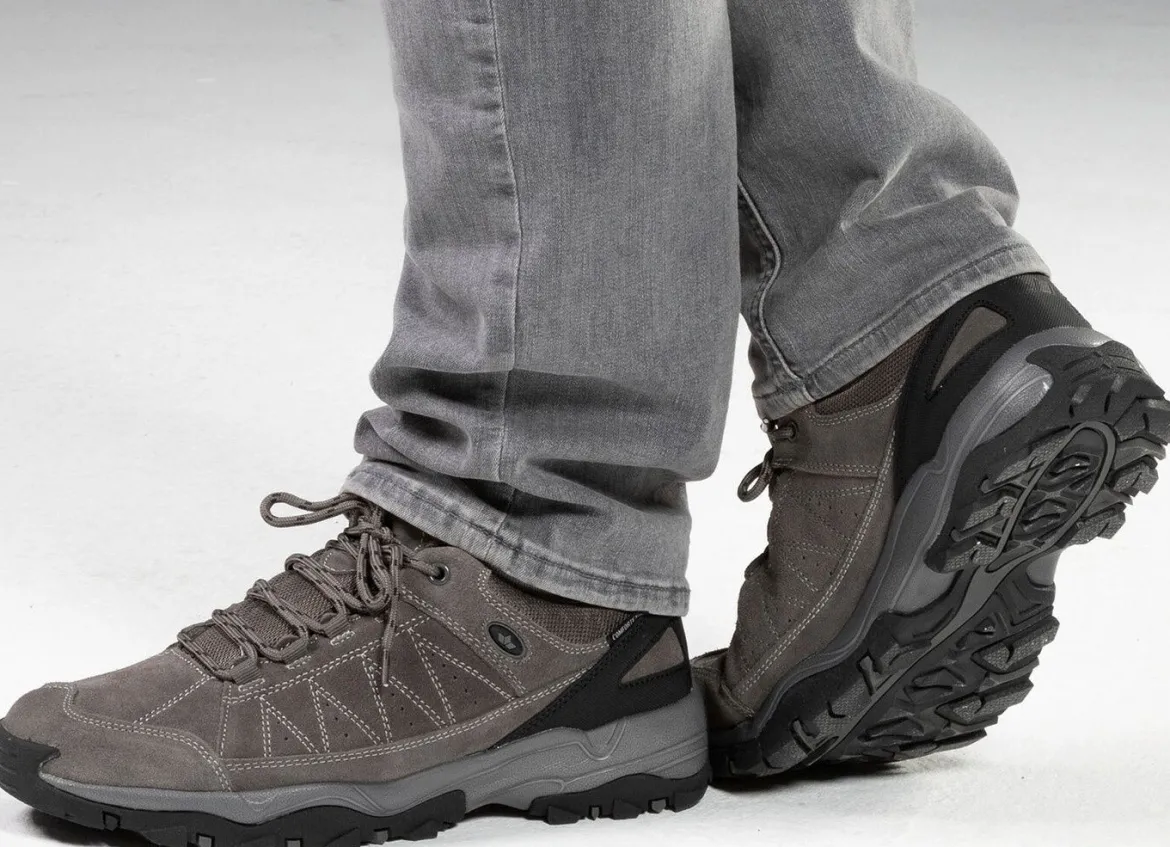 Atmungsaktive Herren-Schnürschuhe, mit herausnehmbarem Fußbett