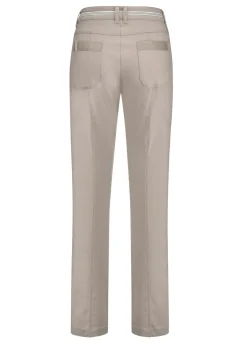 Aufwendig gearbeitete Hose