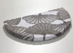 Badgarnitur mit Ginkgoblätter-Motiv