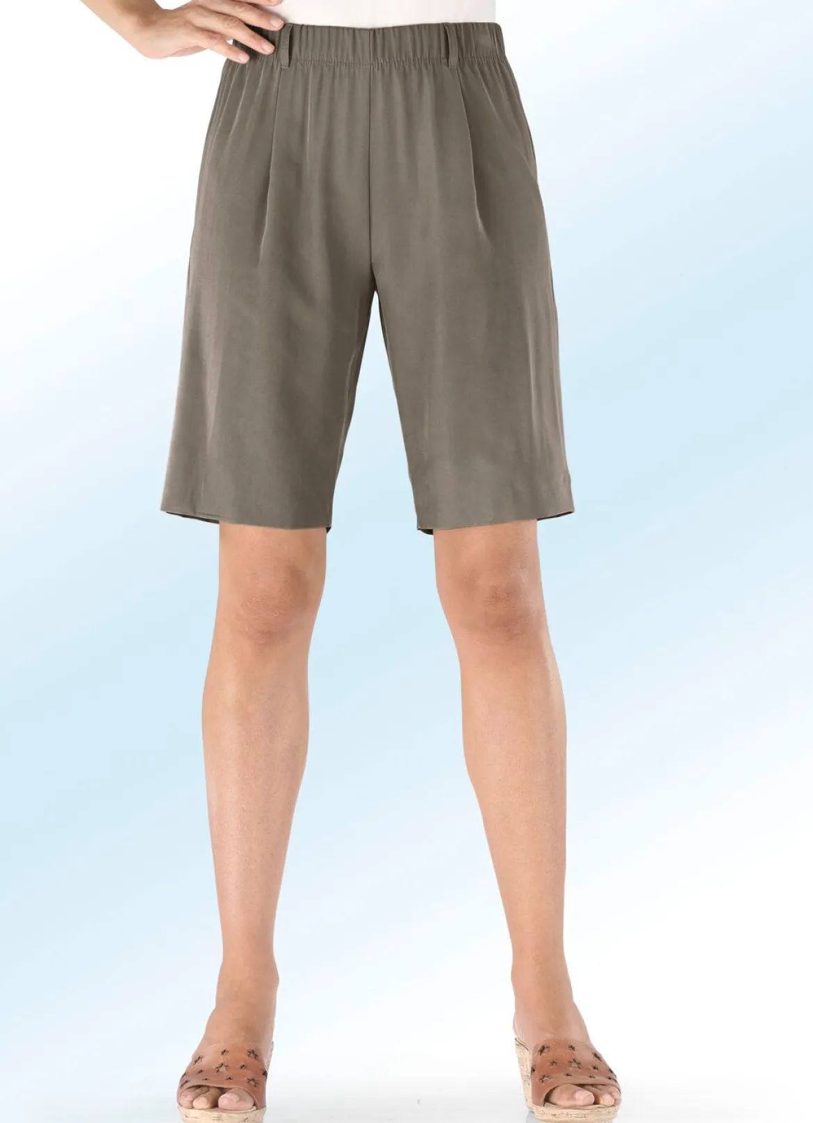 Bermudas in bequmer Schlupfform