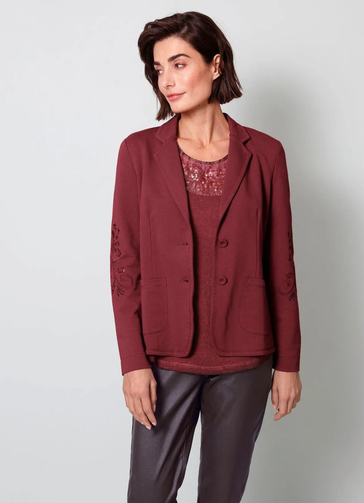 Blazer mit hübscher Stickerei