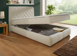 Boxspringbett mit Bettkasten und Topper