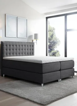 Boxspringbett mit Topper