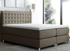 Boxspringbett mit Topper