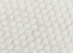 Brücken und Teppiche aus feuchtigkeitsregulierender Naturfaser