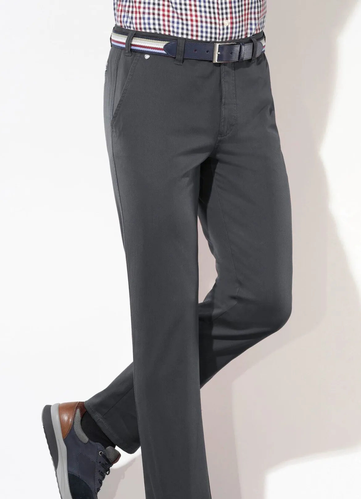 "Brühl"-Hose mit Gürtel in 3 Farben