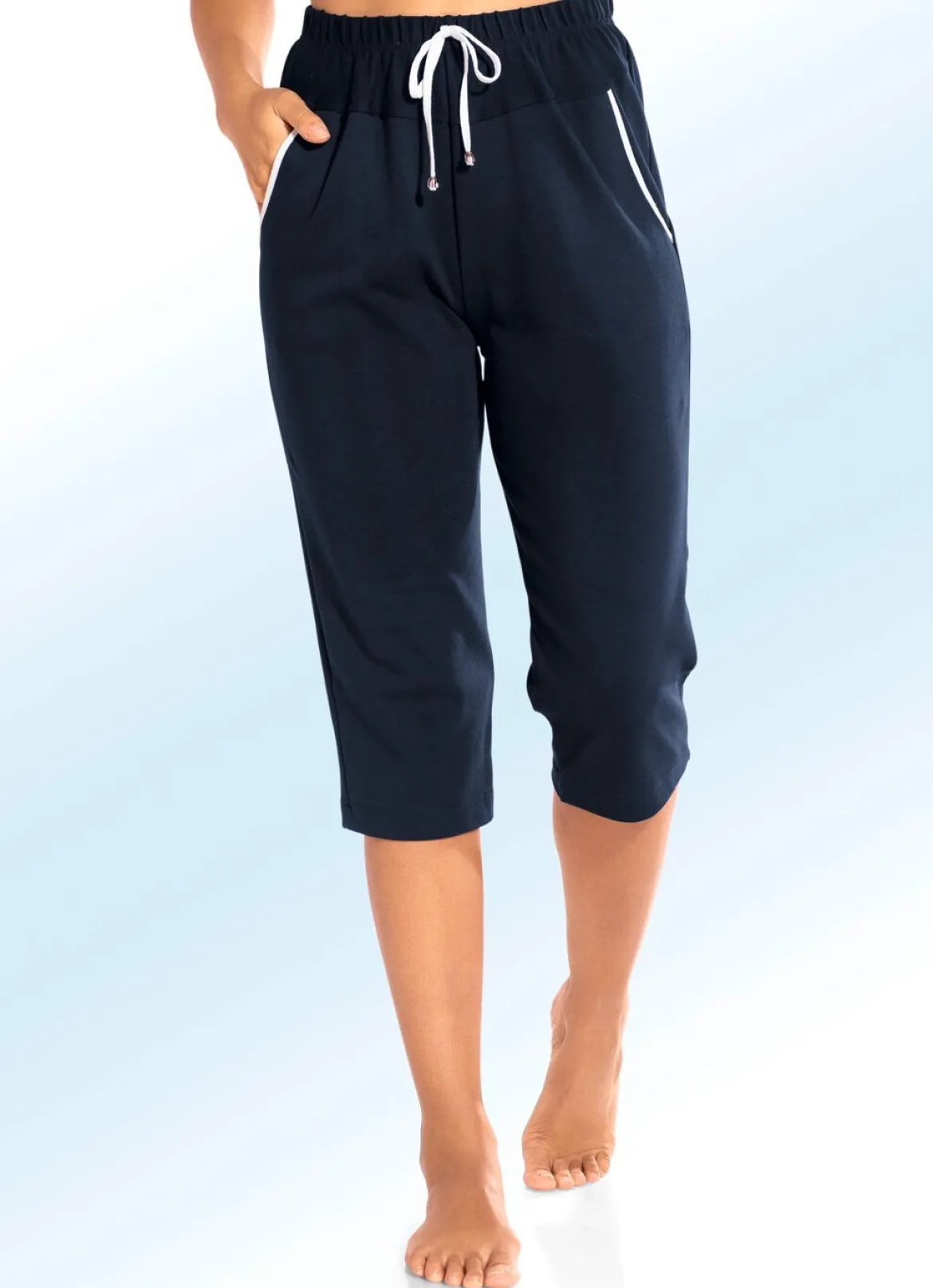 Caprihose mit Zierband