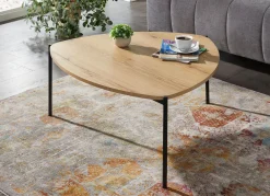 Couchtisch im Loft-Design mit Metallgestell