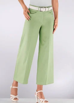 Culotte mit modisch weitem Bein