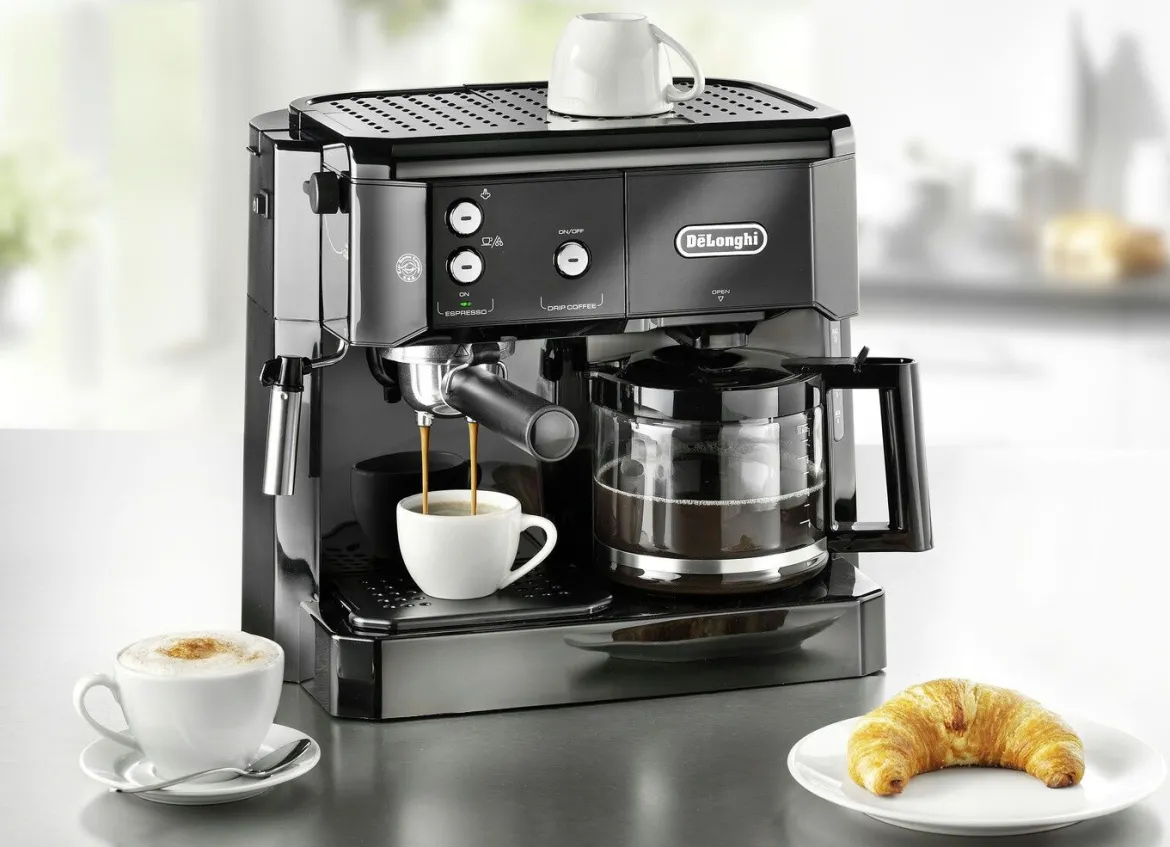 De’Longhi Kaffee-/Espressomaschine BCO411.B/BCO421.S