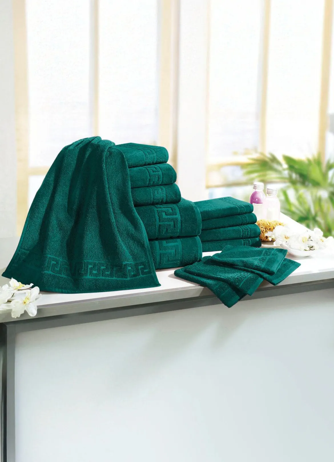 Frottierserie mit Mäander-Jacquard-Struktur