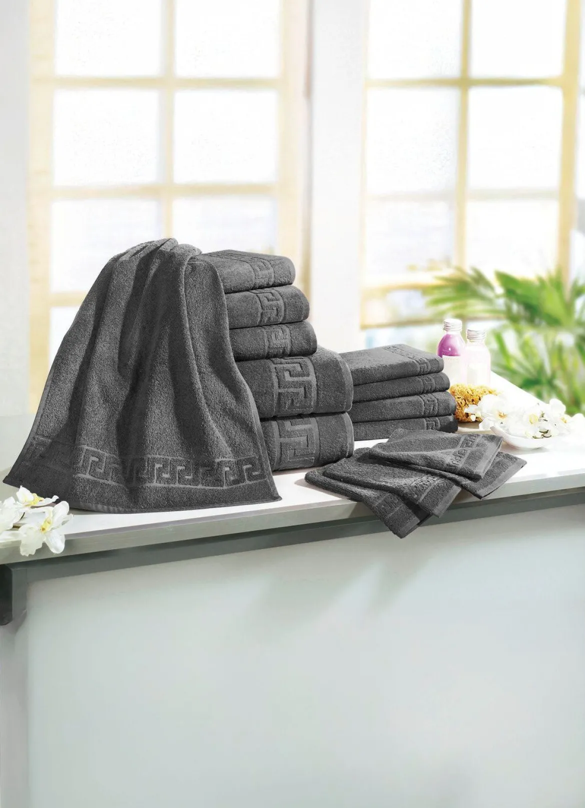 Frottierserie mit Mäander-Jacquard-Struktur