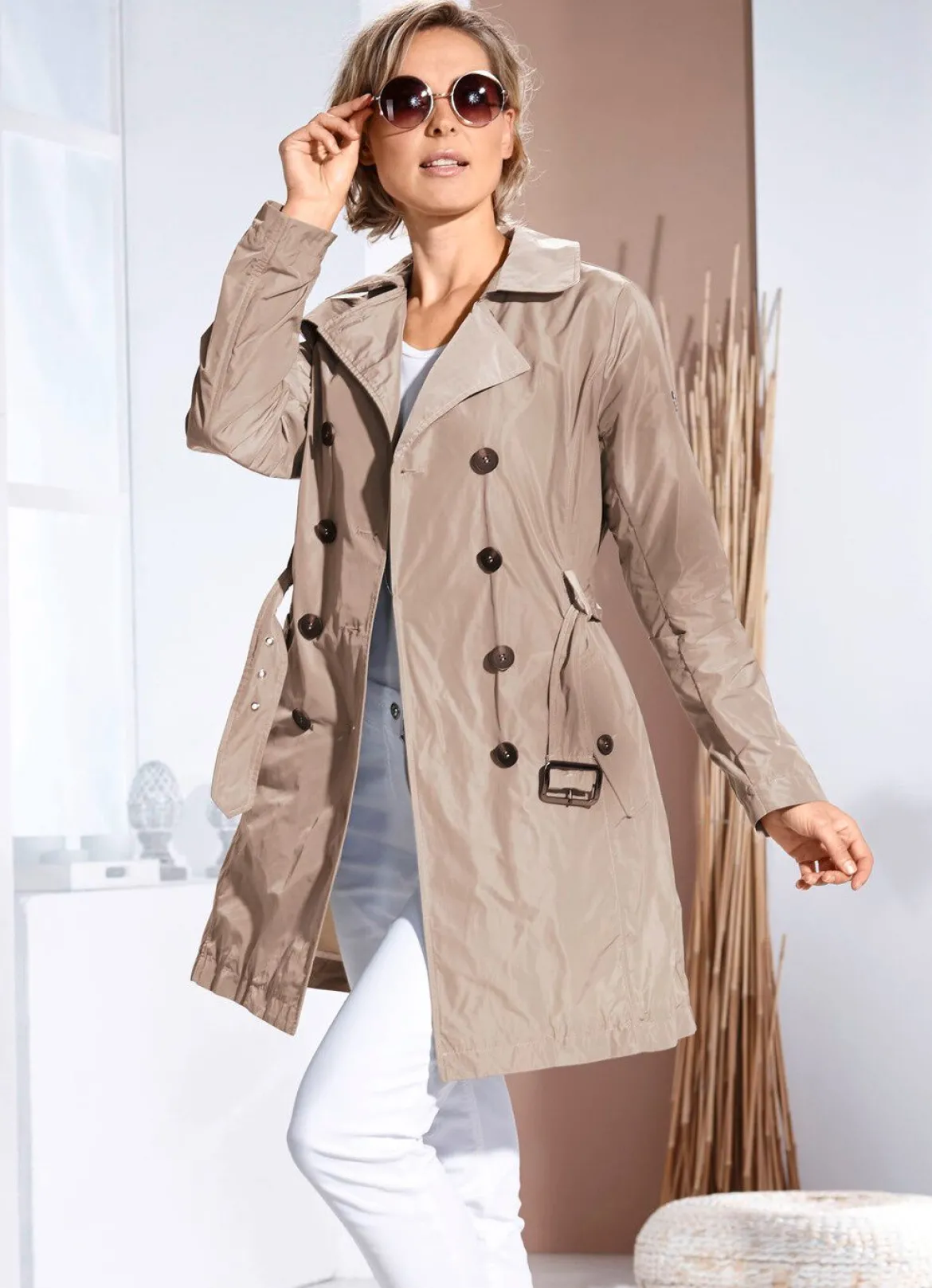 Funktions-Trenchcoat mit Gürtel