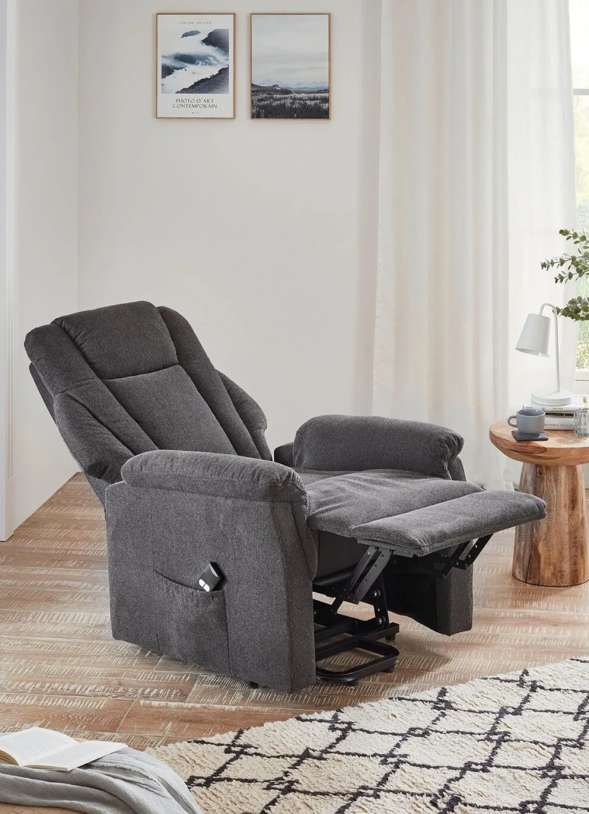 Gemütlicher TV-Sessel mit Motor und Aufstehhilfe