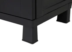 Geräteschrank Garage mit Holzlamellen-Effekt