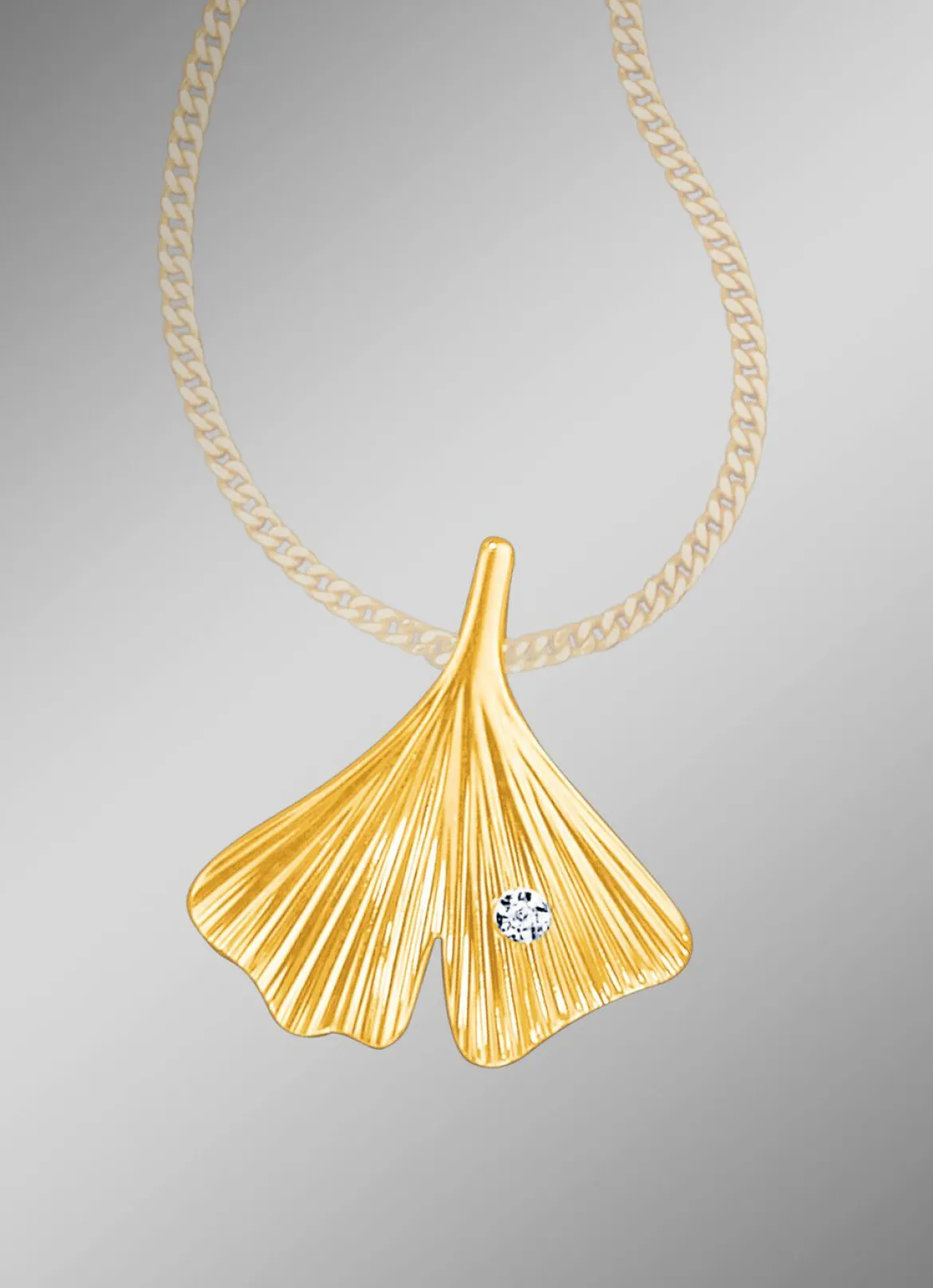 Glücksbringer Anhänger Ginkgo-Blatt mit Brillant