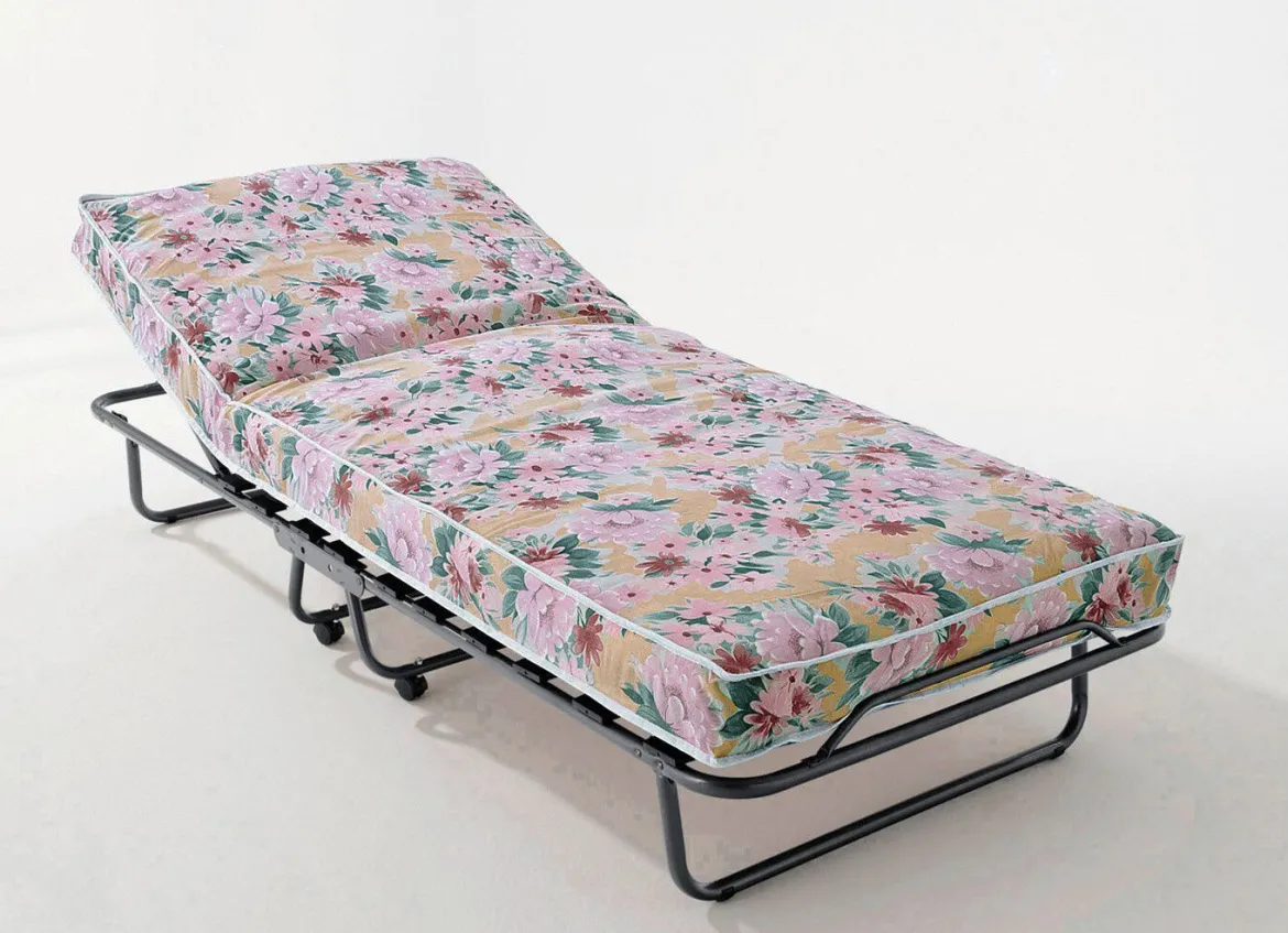 Gästebett mit Lattenrost und 4 Rollen