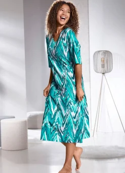 Hauskleid mit V-Ausschnitt