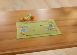 Hübsche Tisch- und Raumdekoration