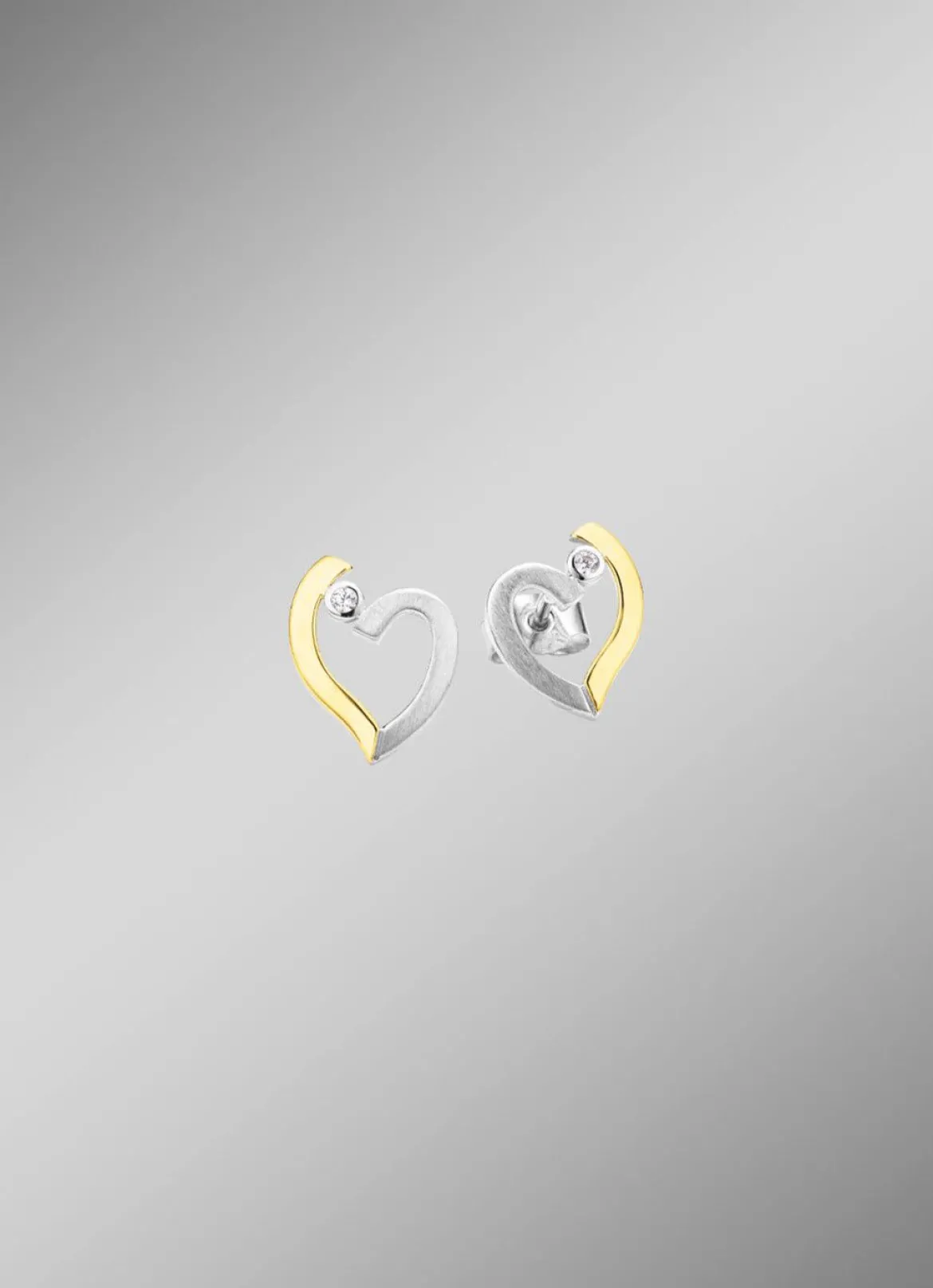 Herz-Ohrstecker in Bicolor mit synth. Zirkonia