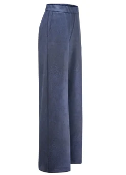 Hose in bequemer Weite