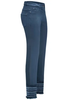 Hose mit aufwendiger Stickerei im Ethno-Stil