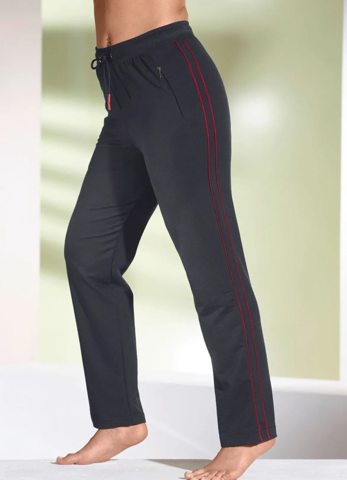 Hose mit Dehnbund rundum