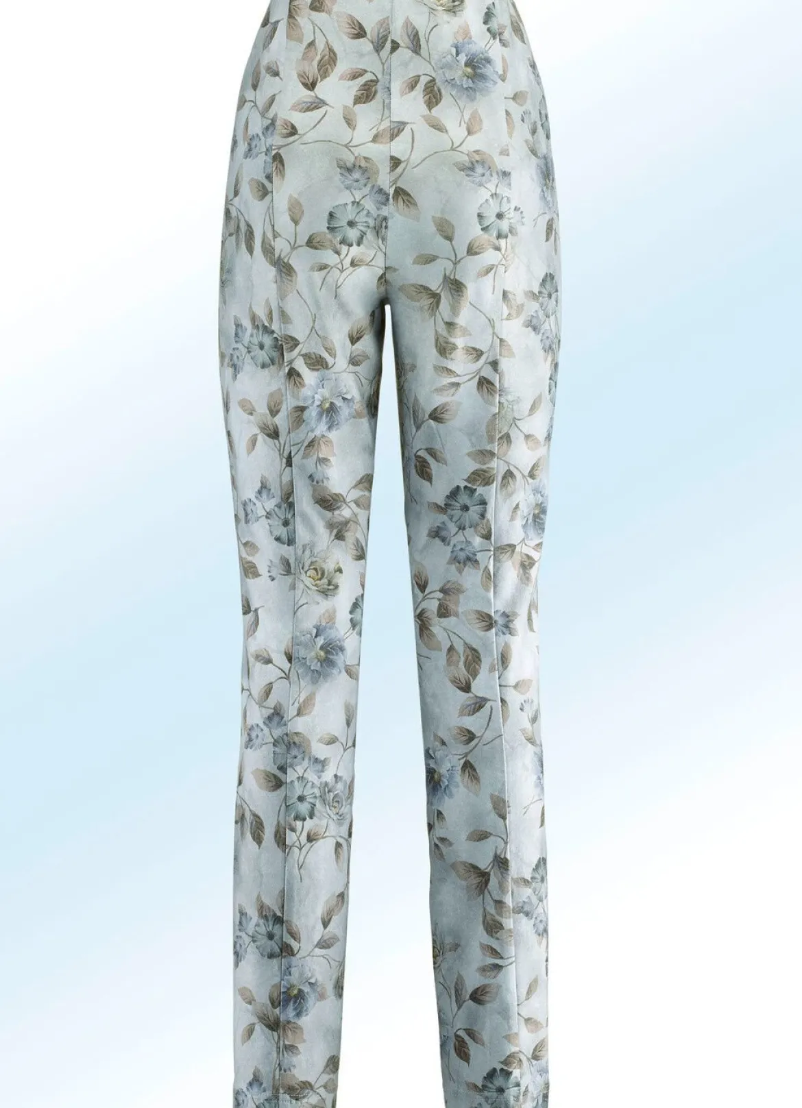 Hose mit farbharmonischer Floraldessinierung
