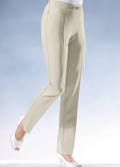 Hose mit modisch schmaler Fußweite