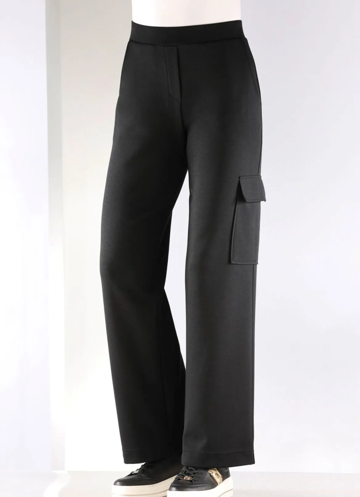 Hose mit Pattentasche in Cargo-Optik