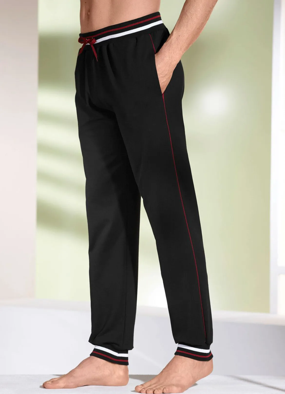 Hose mit Ripp-Bündchen