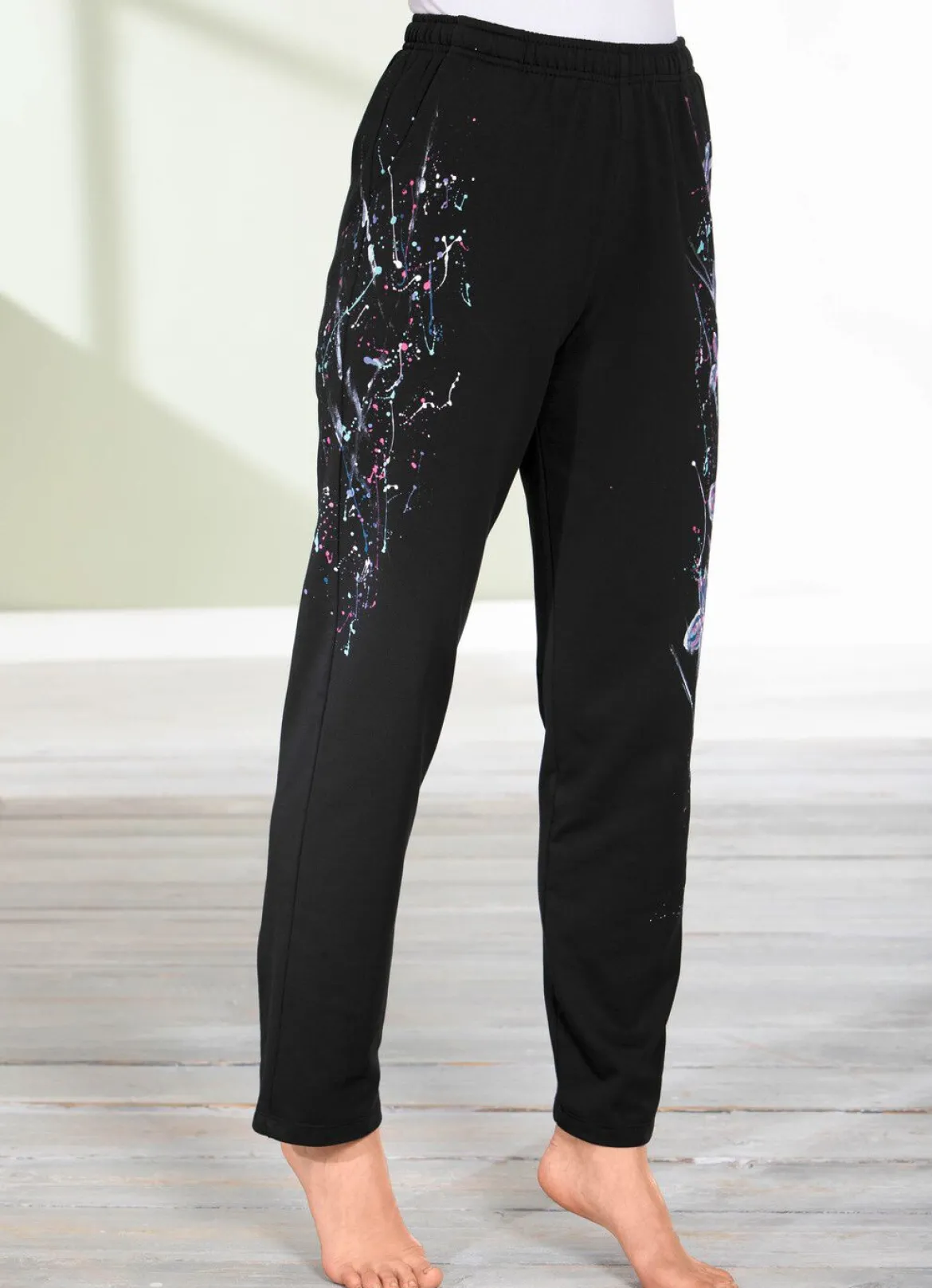 Hose mit tollem Floral Dessin