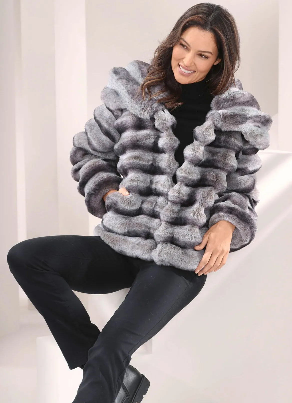Jacke aus Kunstpelz