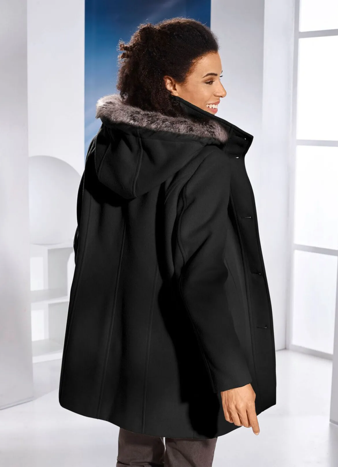 Jacke mit abnehmbarem Kubstpelz-Besatz