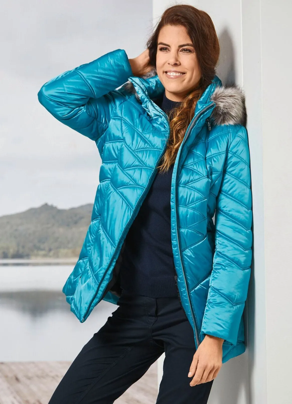 Jacke mit abnehmbarem Kunstpelz-Besatz