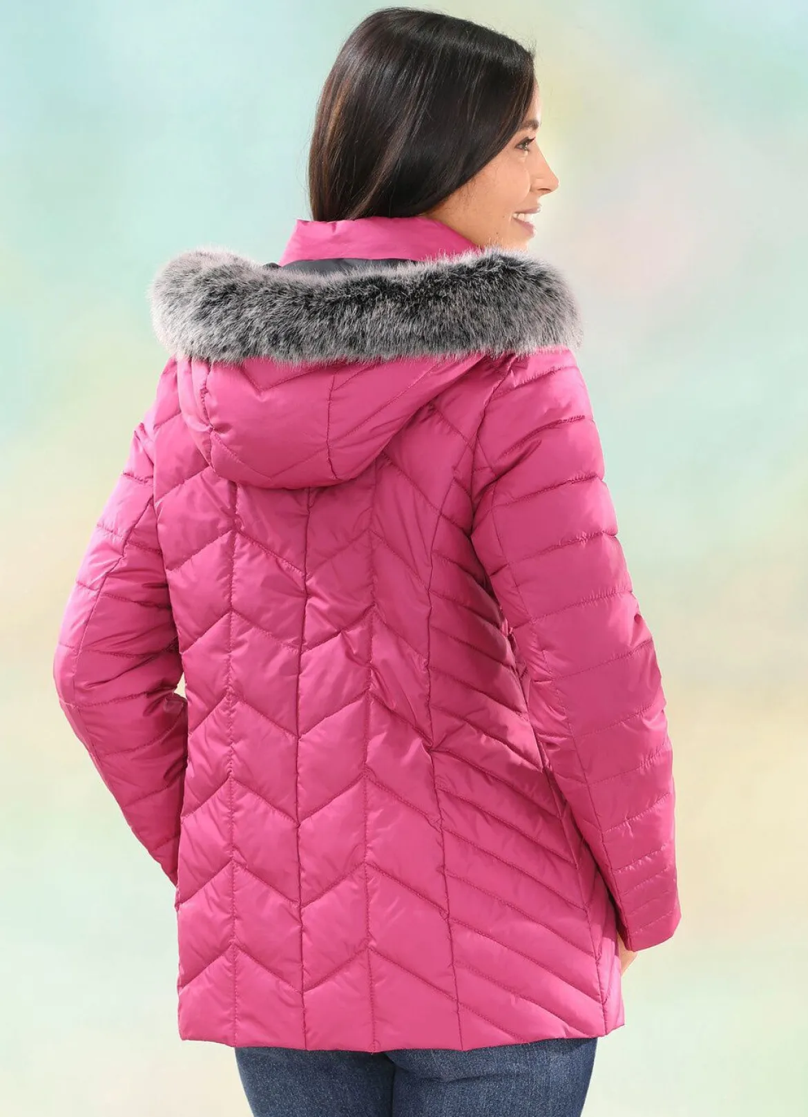 Jacke mit abnehmbarer Kapuze