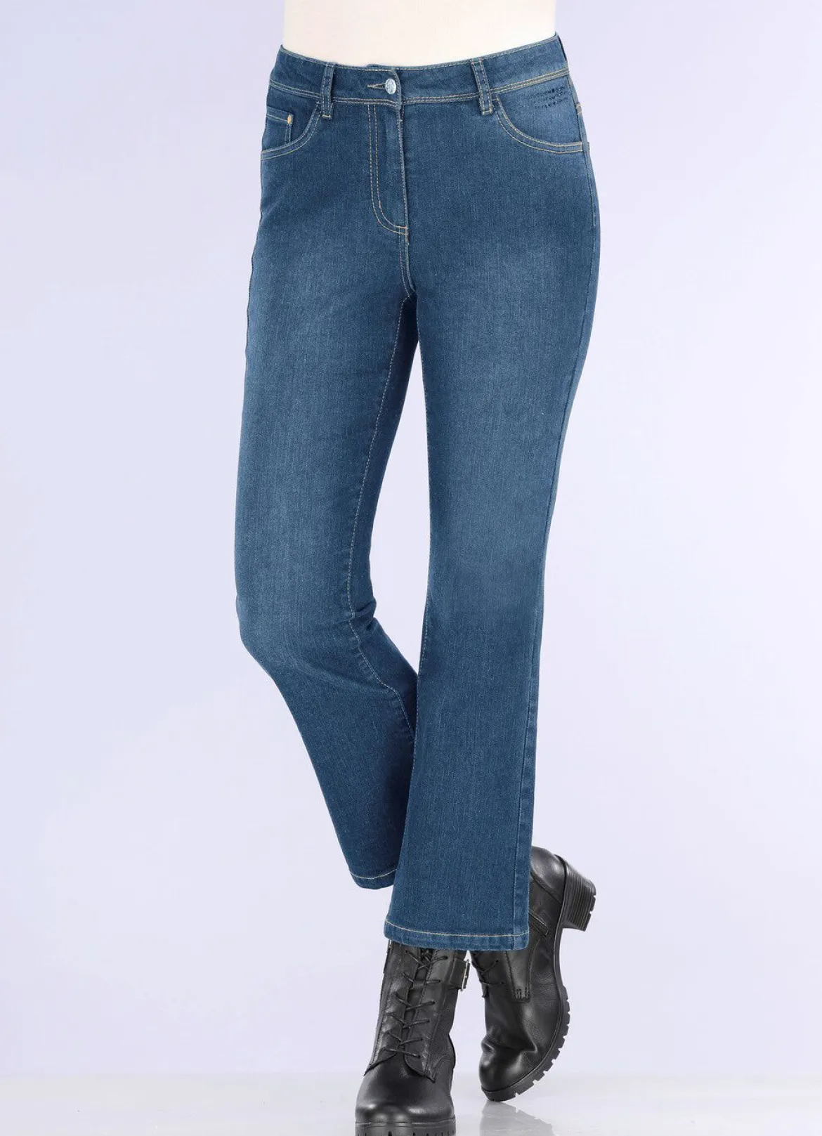 Jeans in Bootcut-Form