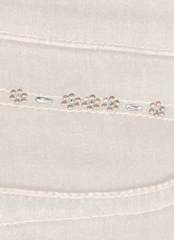 Jeans mit dezenter Strasszier