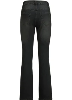 Jeans mit leicht ausgestellter Beinweite