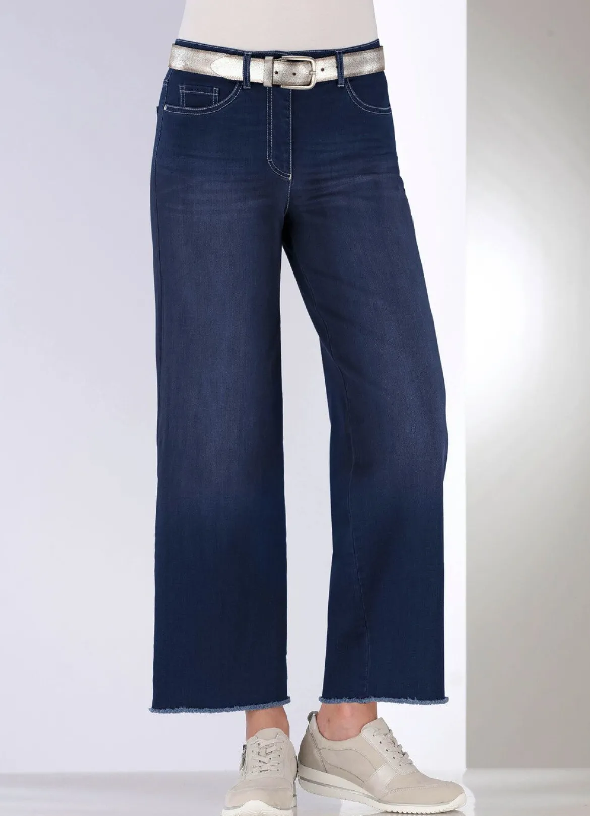 Jeans mit modischer Beinweite
