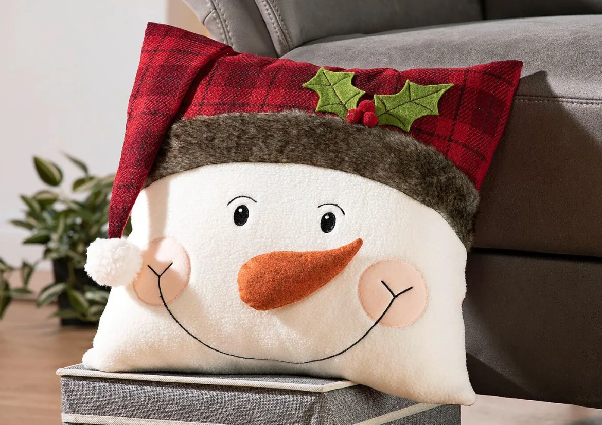 Kissenbezug mit Schneemannapplikation