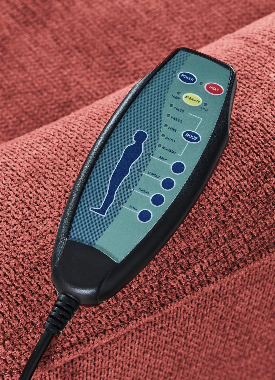 Komfortabler Massagesessel mit Aufstehhilfe