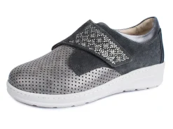 Komfort-Klett-Schuh mit aufwendiger Strassdeko