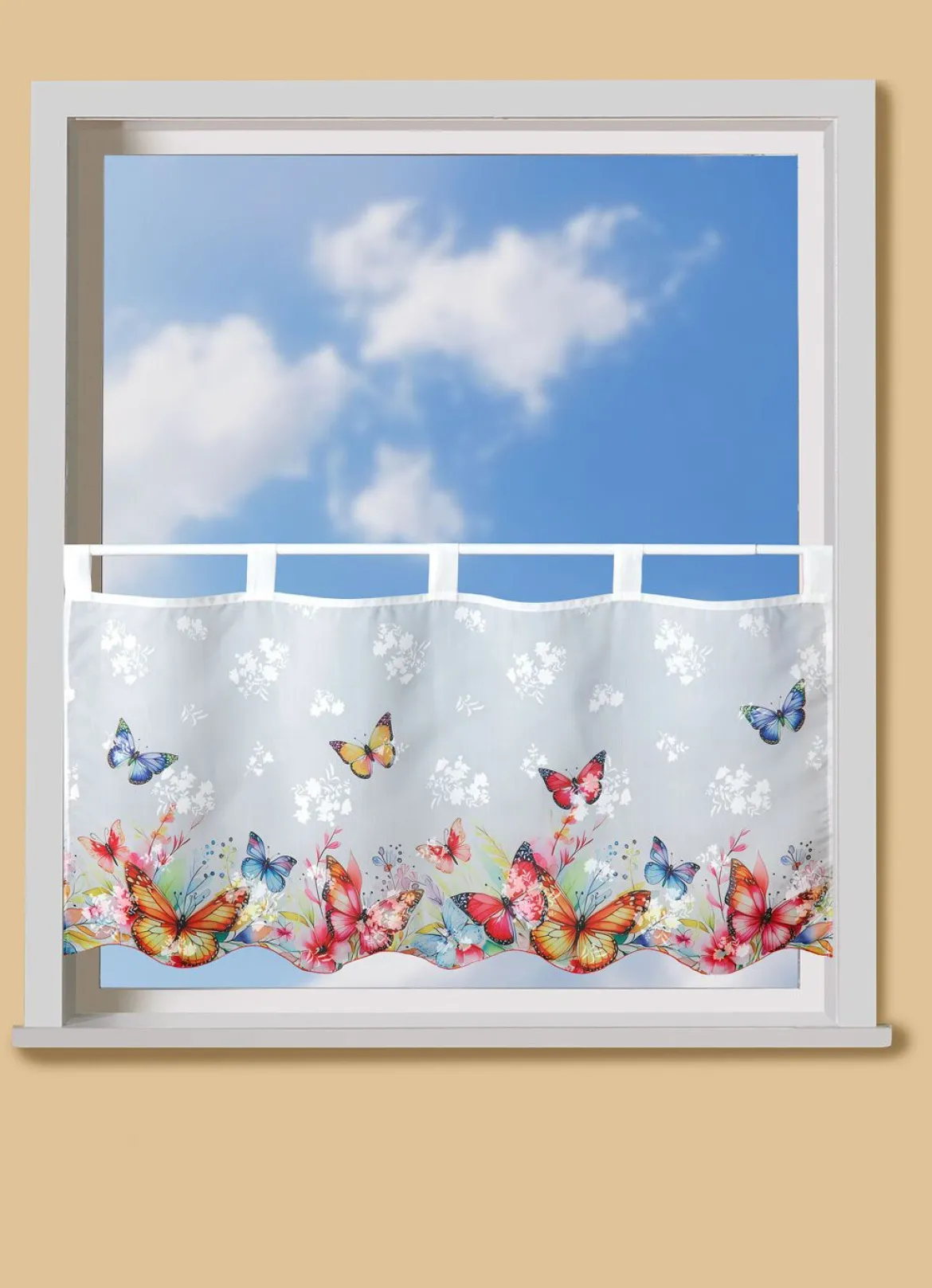 Kurzstore mit Schmetterlings- und Blumenmotiven