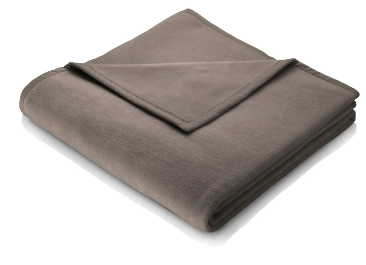 Kuschelig-weiche Schlafdecke Cotton Home
