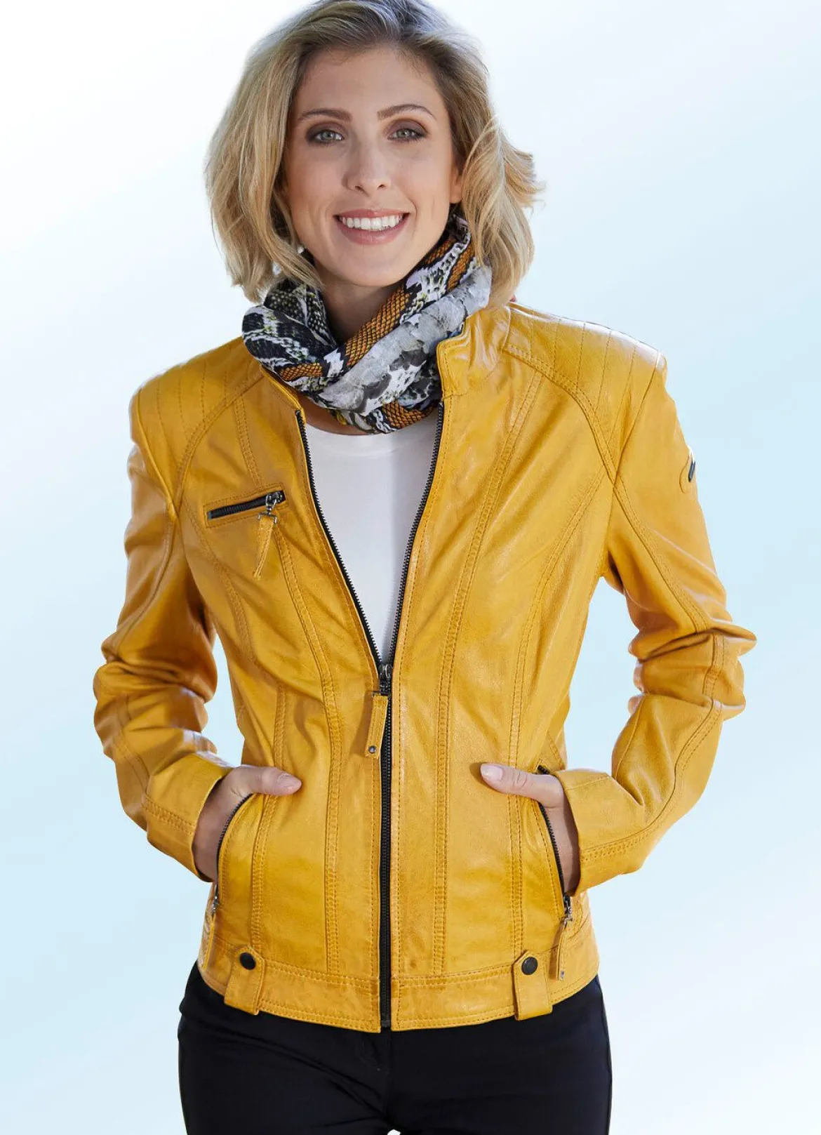 Lederkurzjacke von "Cabrini"
