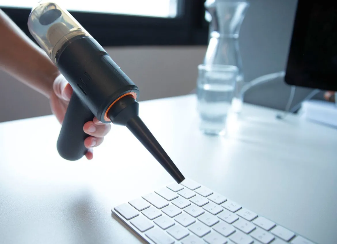 Livington Pocket Vac 2-in1 Mini-Akku-Handstaubsauger