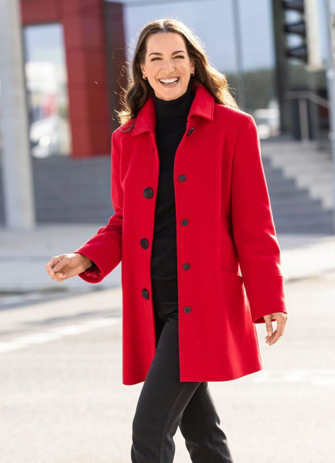 Longjacke mit stilvoll verdeckter Knopfleiste