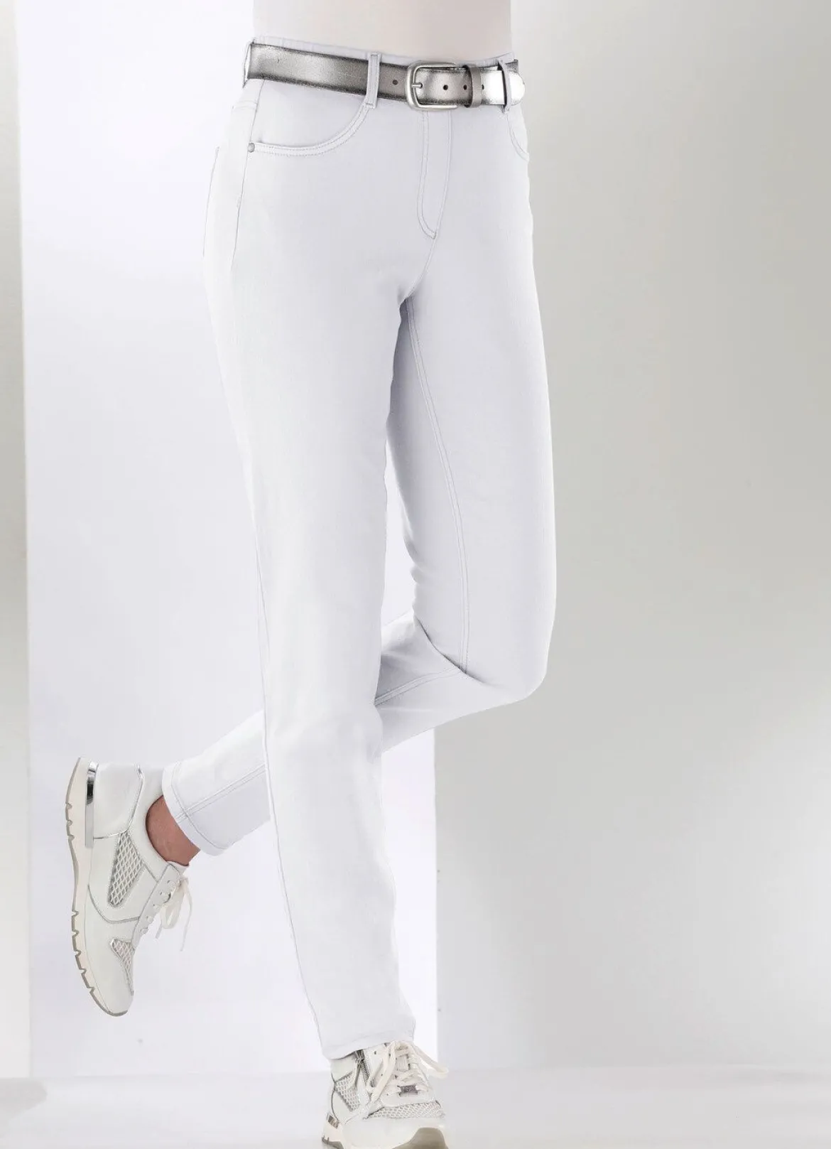 Magic-Jeans mit hohem Stretchanteil